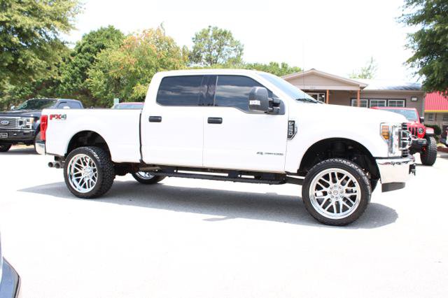 Used 2019 Ford F250 XLT AWD/4WD image 4