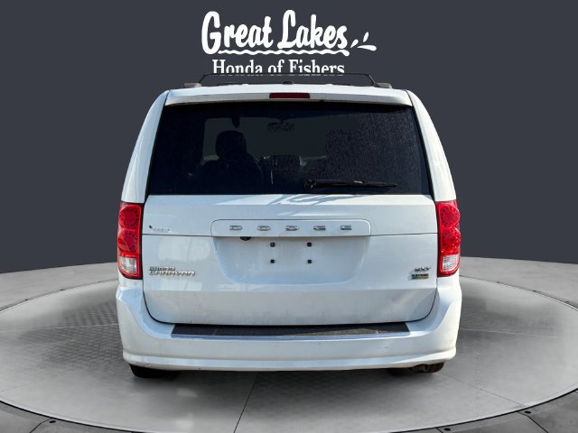 Used 2017 Dodge Grand Caravan SXT FWD image 4