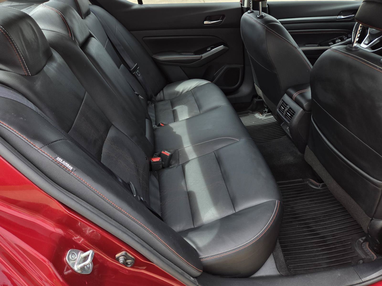 Used 2023 Nissan Altima 2.0 SR FWD image 31