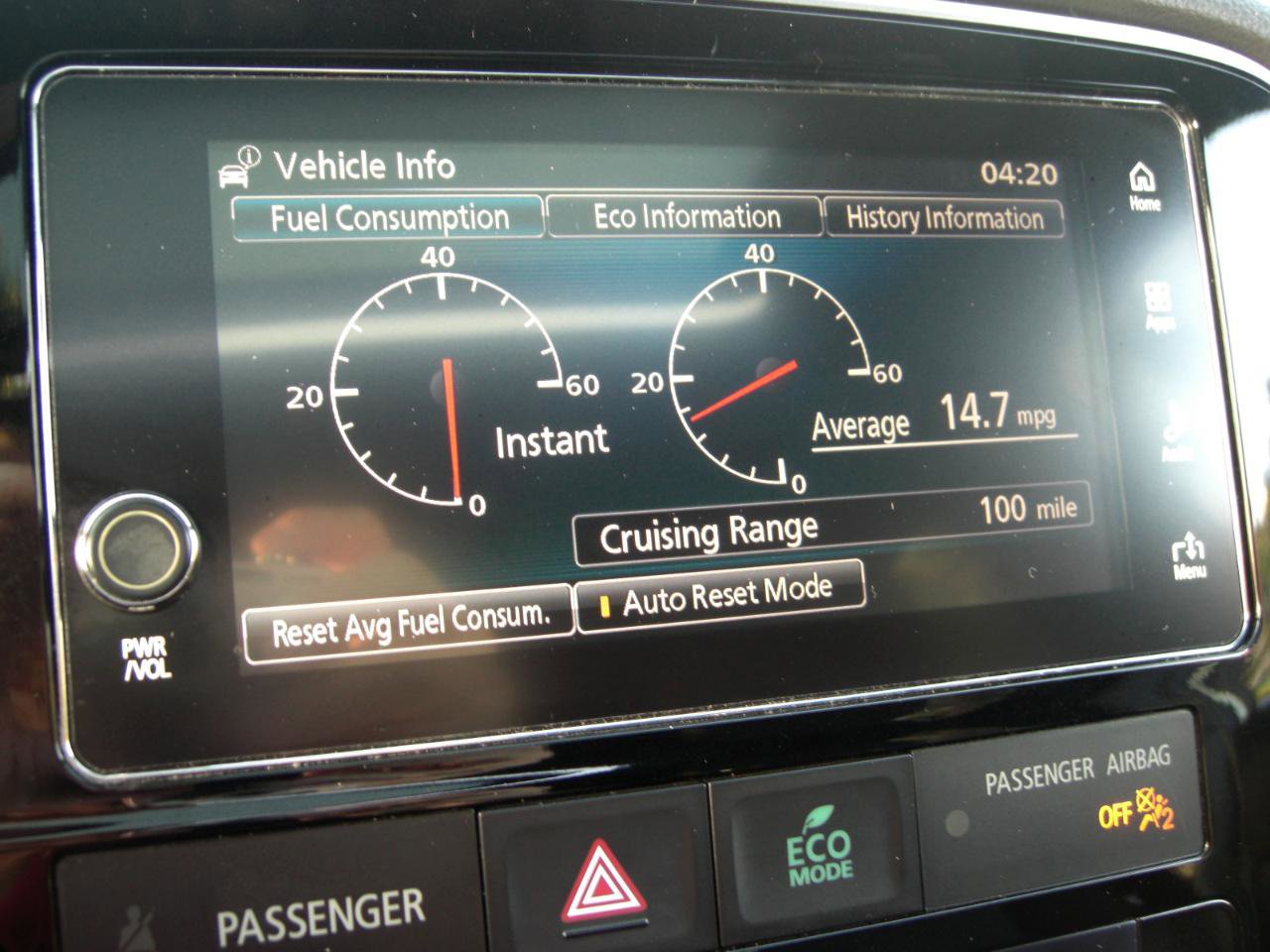 Used 2018 Mitsubishi Outlander LE FWD image 3