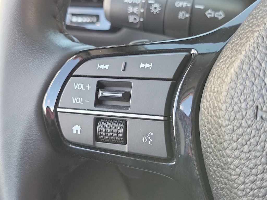 Used 2024 Honda Pilot EX-L image 5