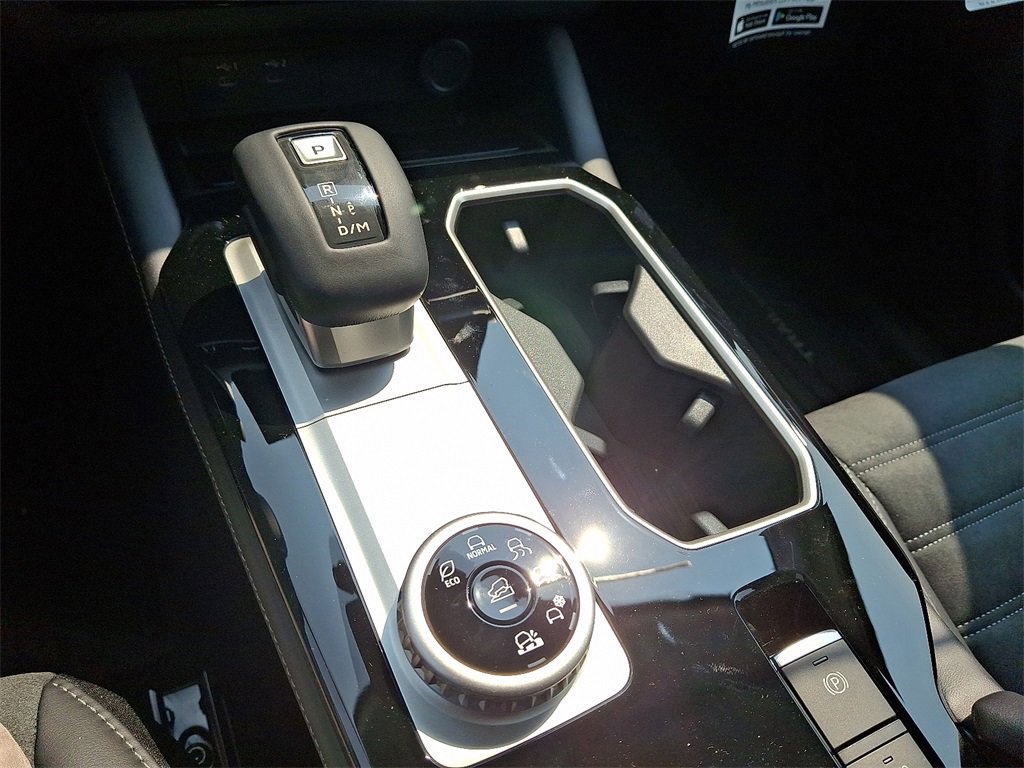 New 2025 Mitsubishi Outlander SE image 7