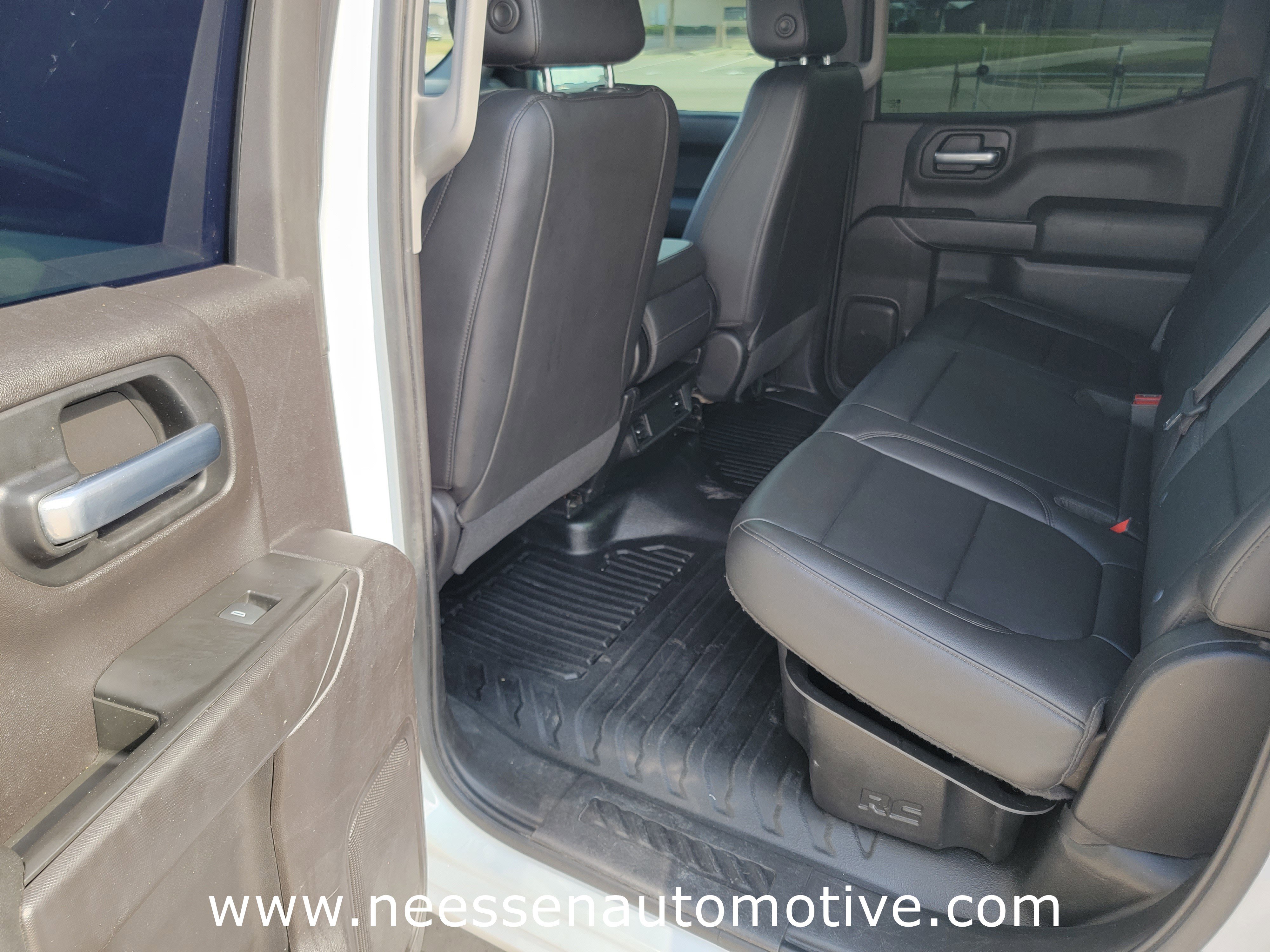 Used 2020 GMC Sierra 1500 2WD Crew Cab w/ Sierra Value Package image 13