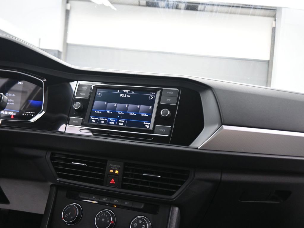 Used 2023 Volkswagen Jetta S image 47