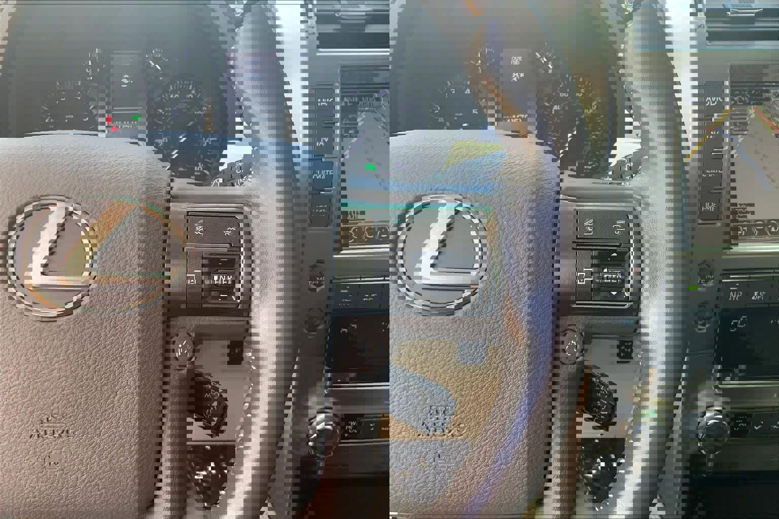 Used 2017 Lexus GX 460 Luxury image 21