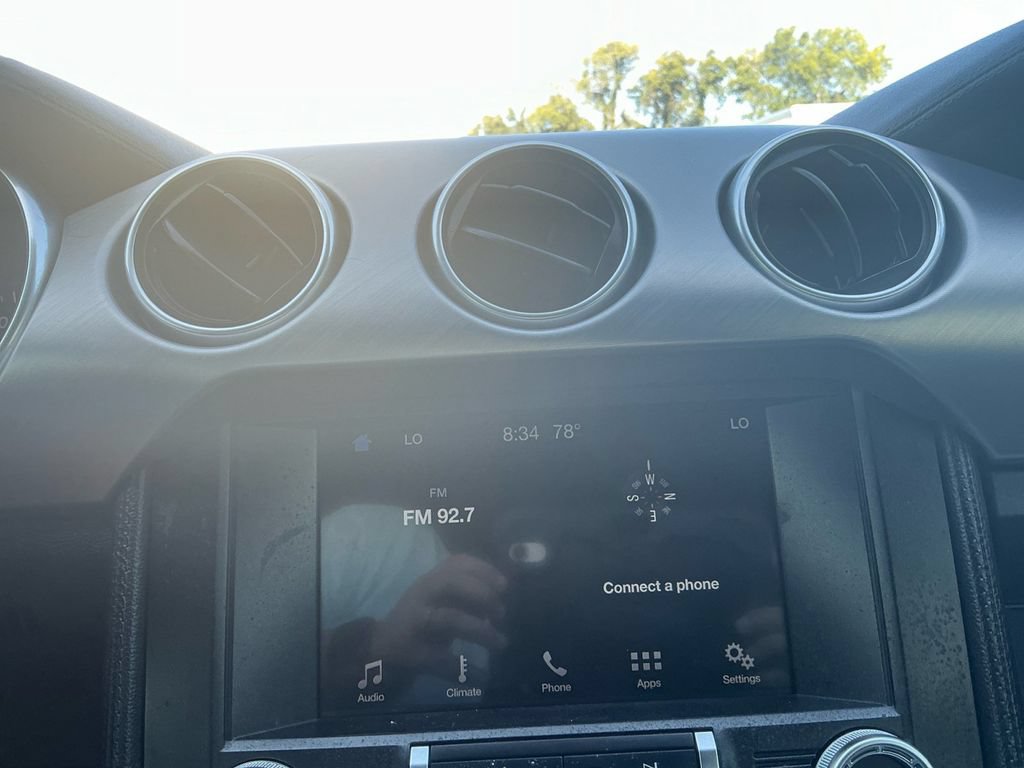 Used 2018 Ford Mustang Premium RWD image 26