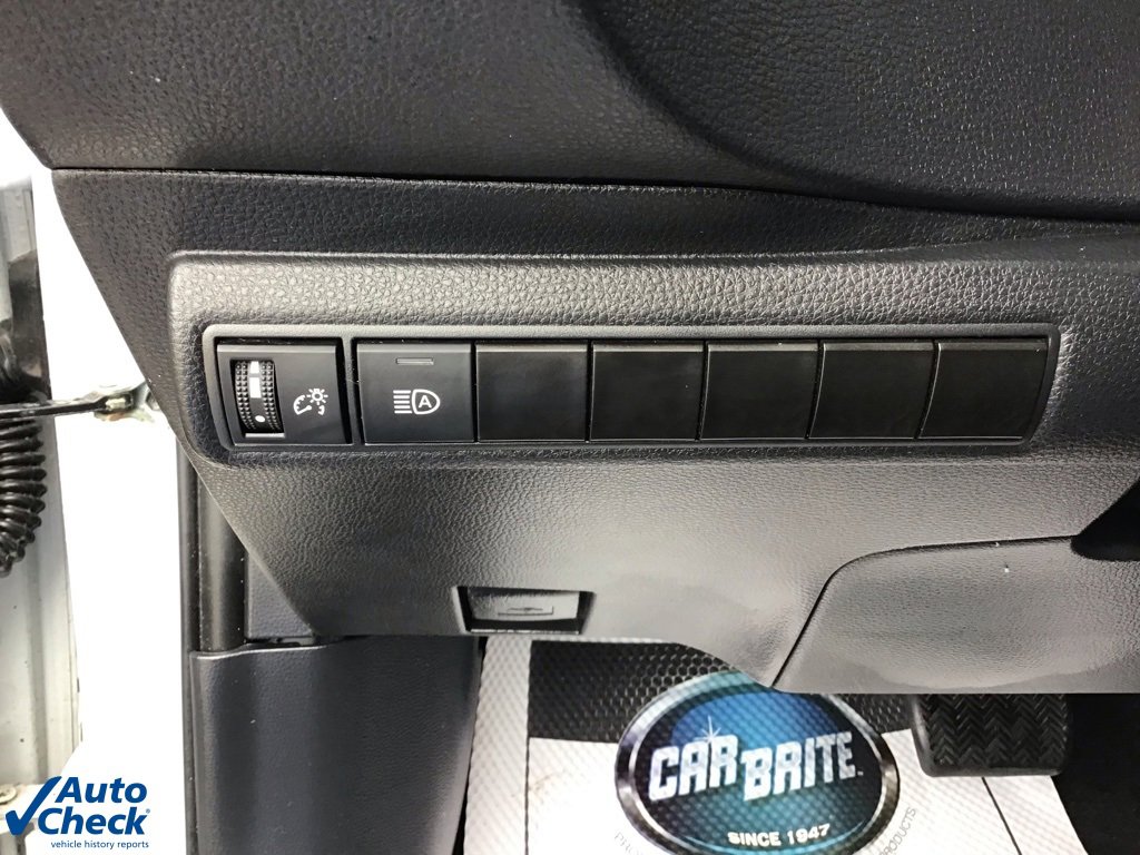 Used 2024 Toyota Corolla LE image 33