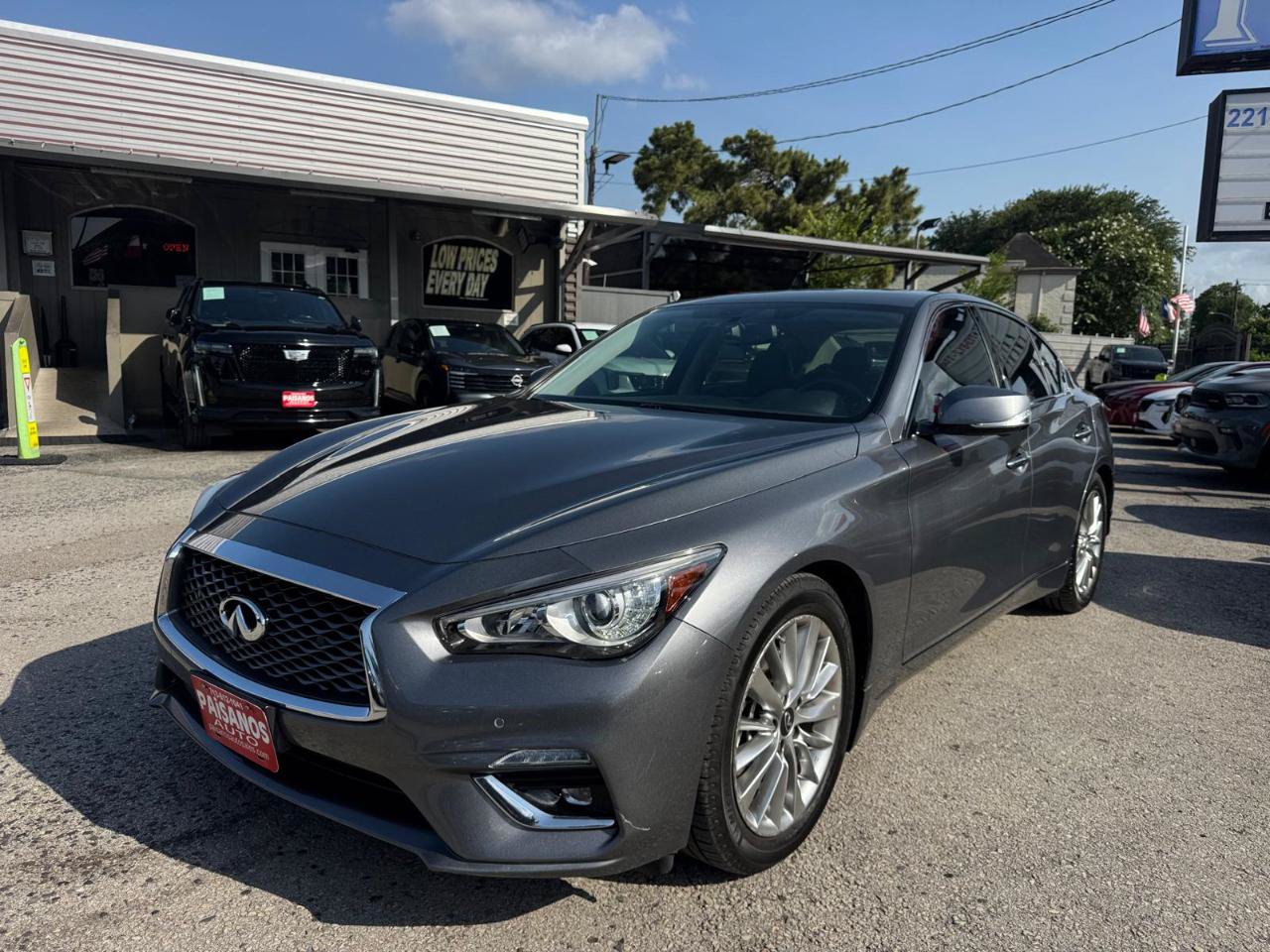 Used 2021 INFINITI Q50 Luxe w/ Seat & Sound Package RWD image 2