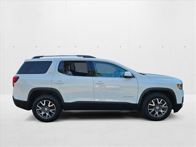 Used 2023 GMC Acadia SLT image 4