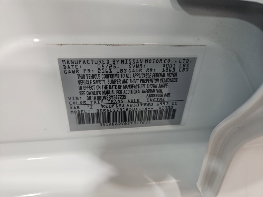 Certified 2025 Nissan Sentra SR w/ SR Premium Package FWD image 31