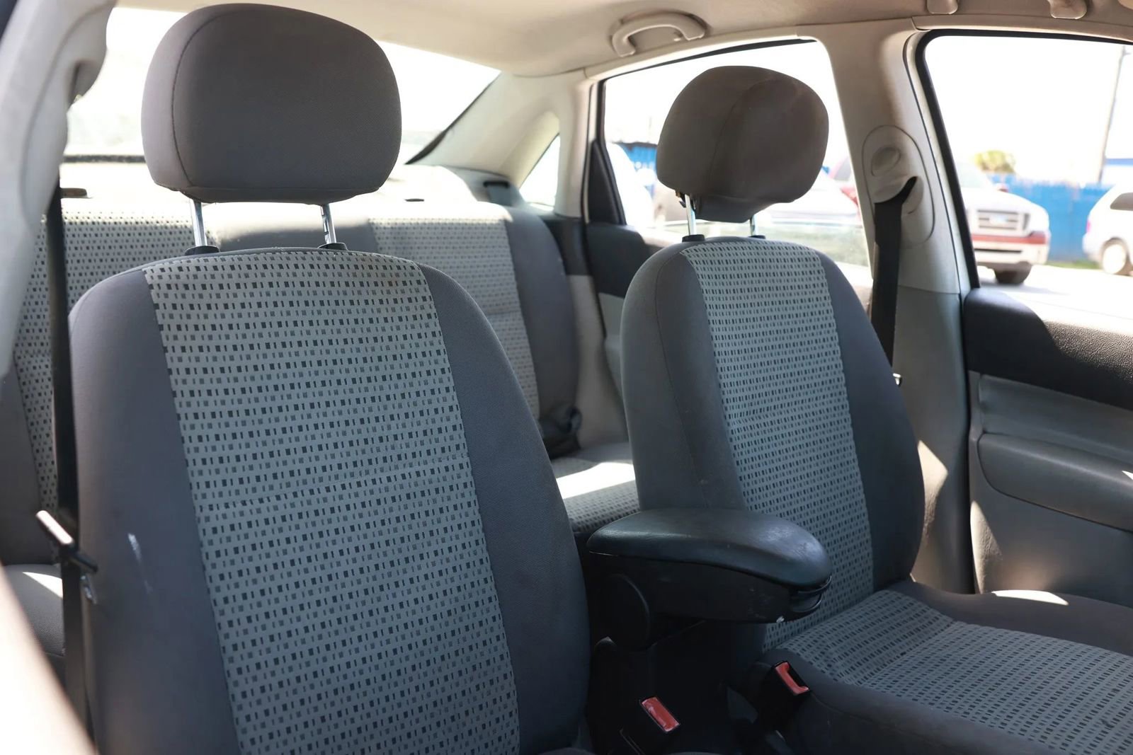 Used 2007 Ford Focus SE image 19