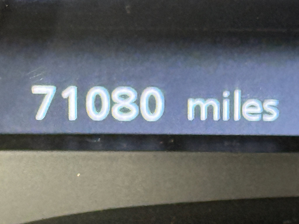 Used 2022 Nissan Armada SL image 26