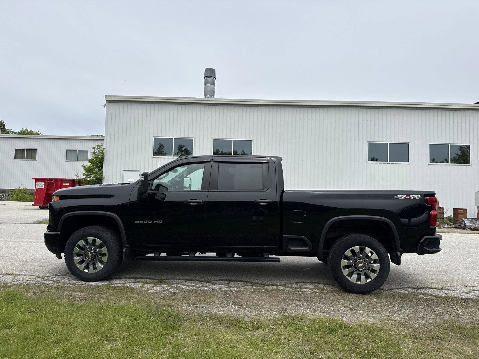 Used 2025 Chevrolet Silverado 2500 Custom w/ Custom Value Package AWD/4WD image 9