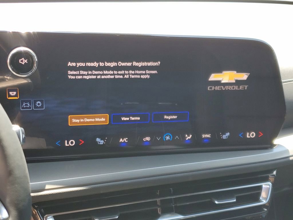 New 2026 Chevrolet Traverse LT w/ Midnight/Sport Edition FWD image 25