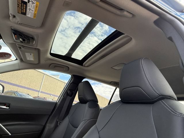 Used 2026 Toyota Corolla Cross XLE w/ Convenience Package FWD image 22