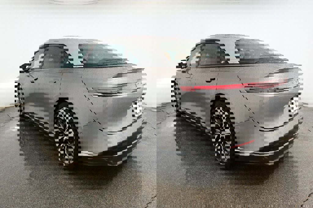 Used 2024 Lucid Air Touring image 6