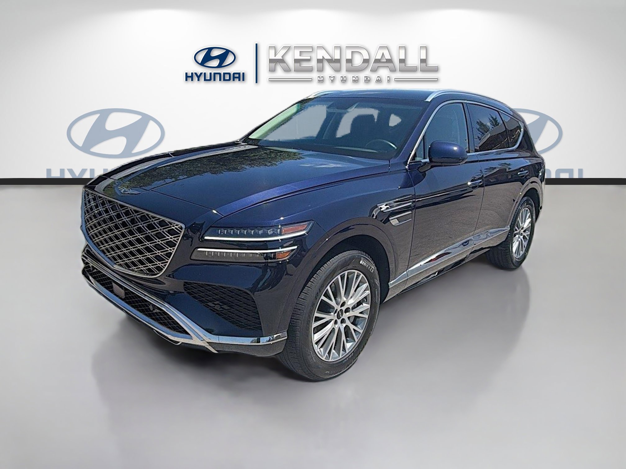 Used 2025 Genesis GV80 2.5T Standard AWD/4WD image 3