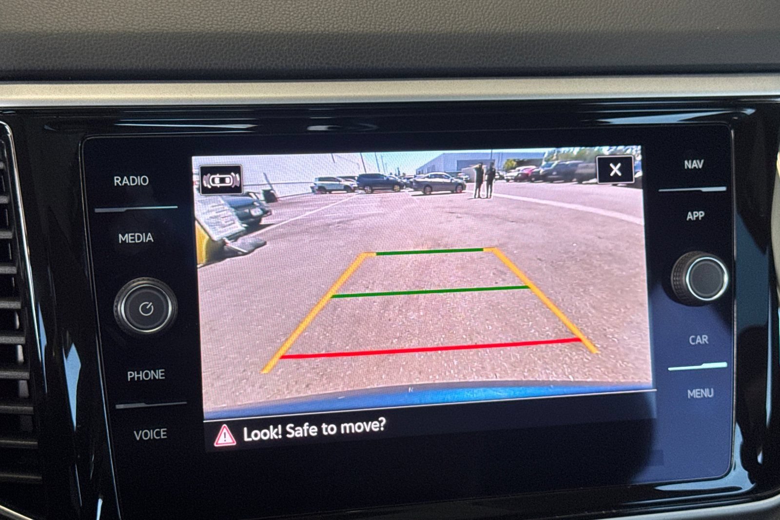 Used 2023 Volkswagen Atlas SEL R-Line AWD/4WD image 21