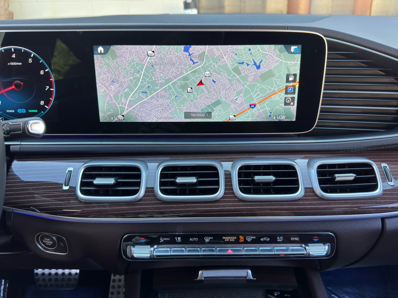 Used 2022 Mercedes-Benz GLS 580 4MATIC image 27