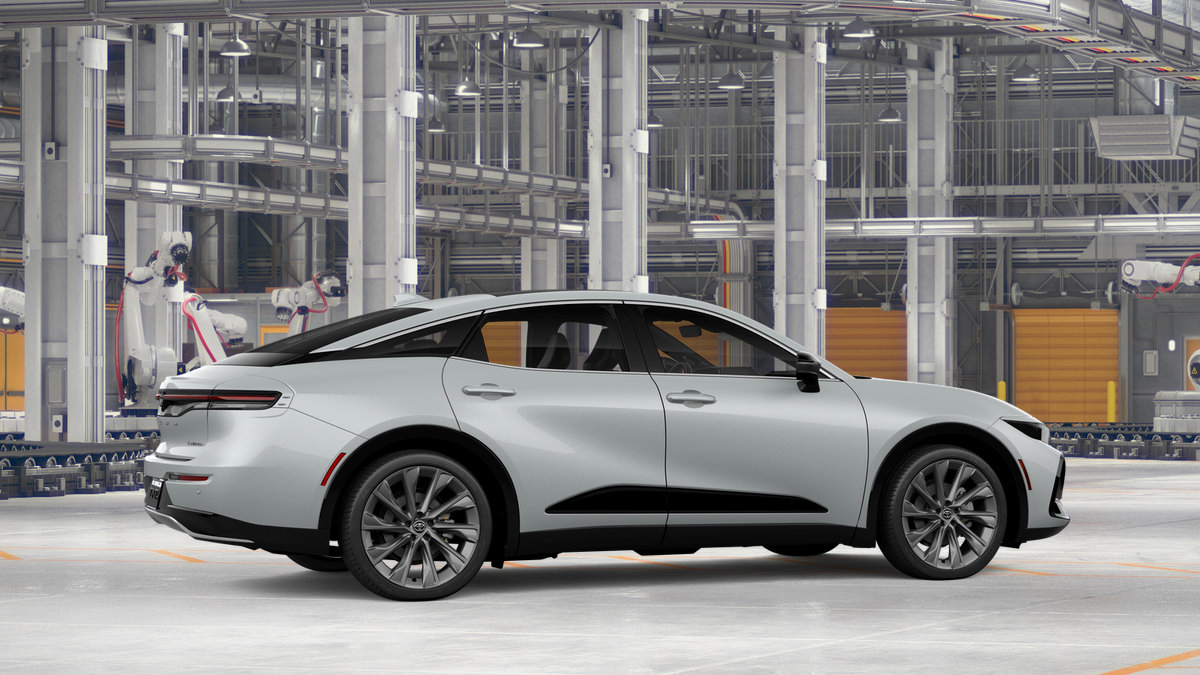 New 2027 Toyota Crown AWD/4WD image 13