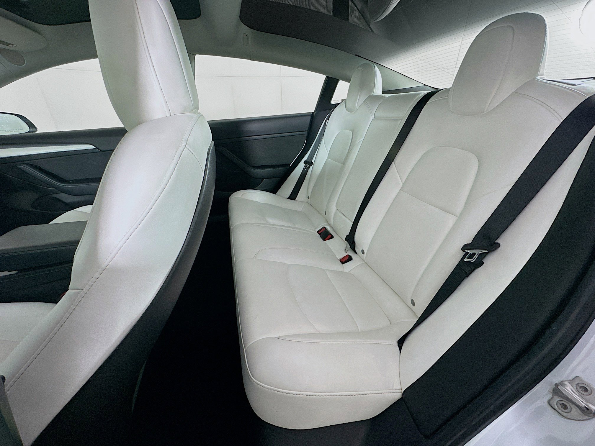 Used 2021 Tesla Model 3 Performance image 26