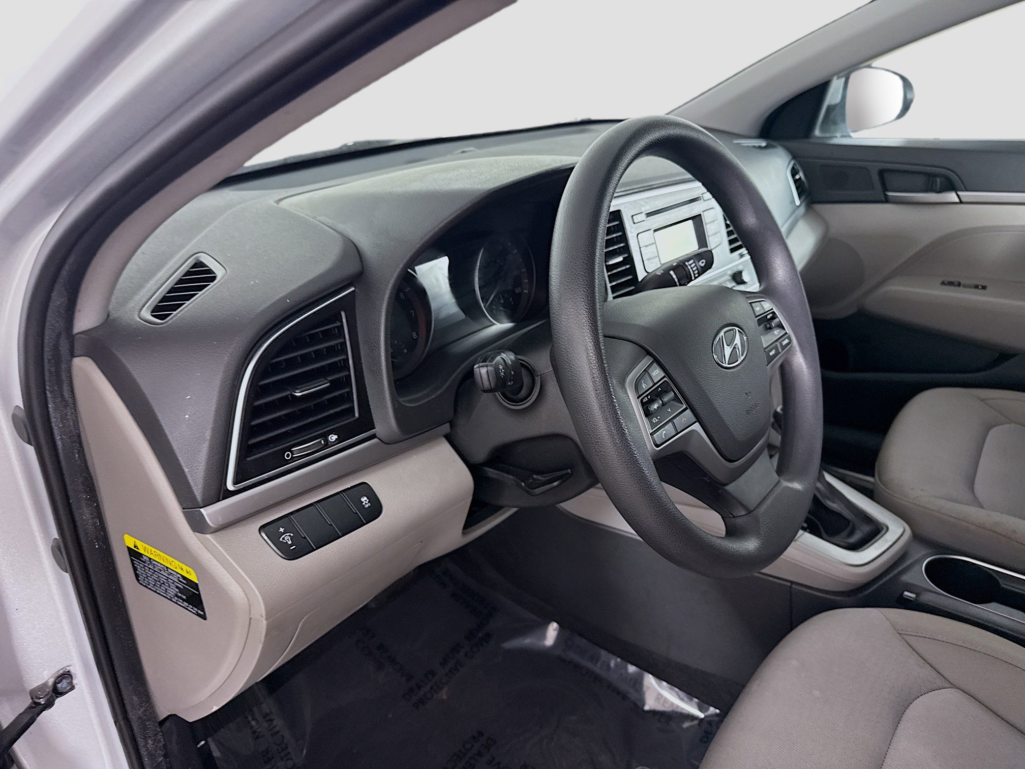 Used 2017 Hyundai Elantra SE w/ Cargo Package image 21