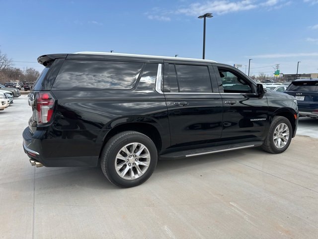 Used 2021 Chevrolet Suburban Premier w/ Premium Package image 17