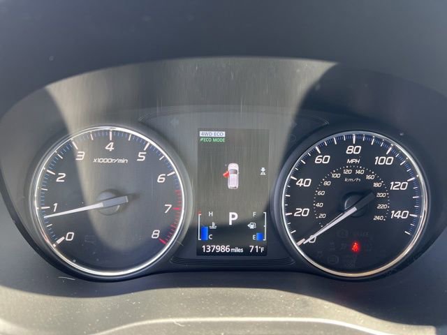 Used 2018 Mitsubishi Outlander AWD image 11