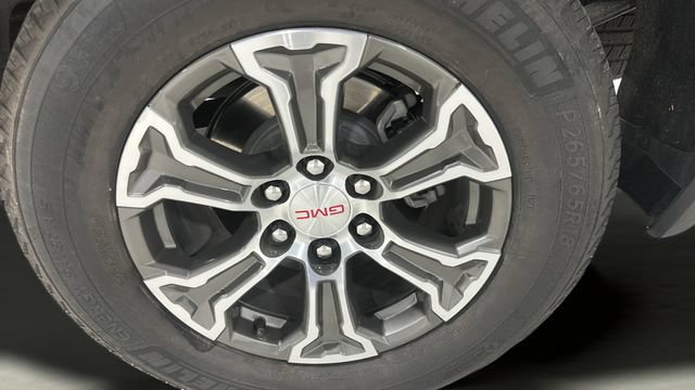 Used 2026 GMC Sierra 1500 SLT AWD/4WD image 34