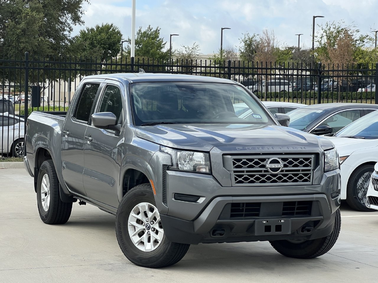 Used 2024 Nissan Frontier SV w/ Technology Package