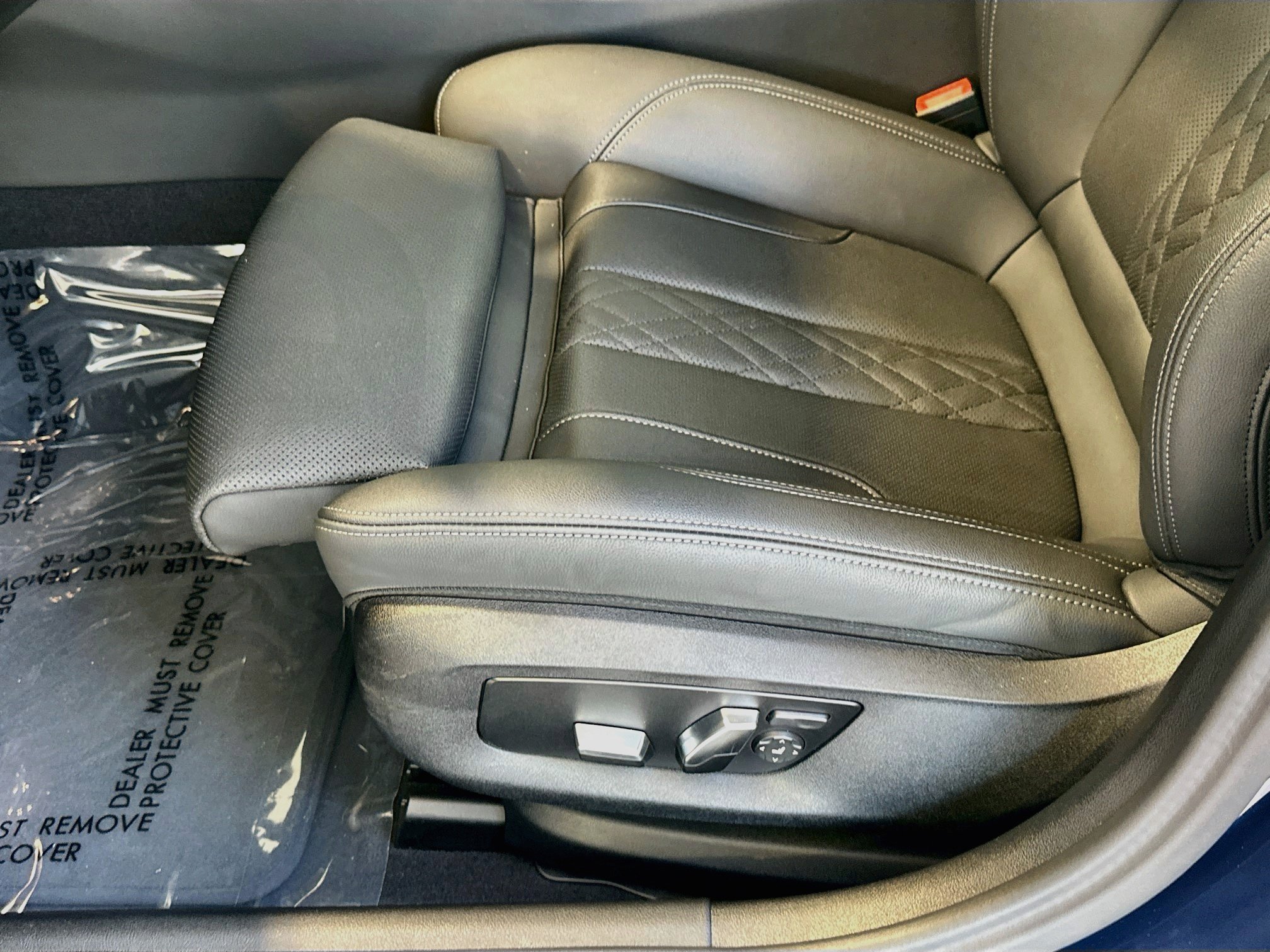 Certified 2023 BMW 530e xDrive w/ Premium Package AWD/4WD image 16