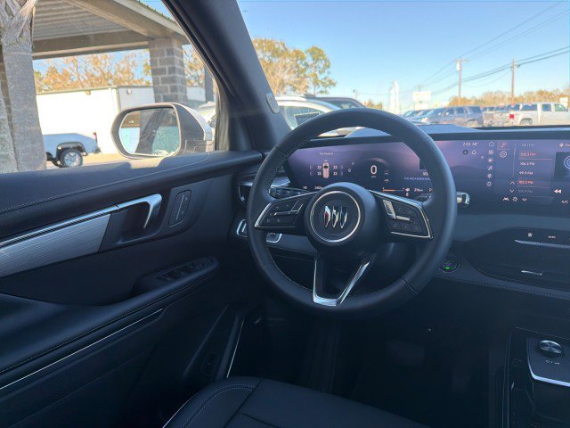 Used 2025 Buick Enclave Preferred image 17