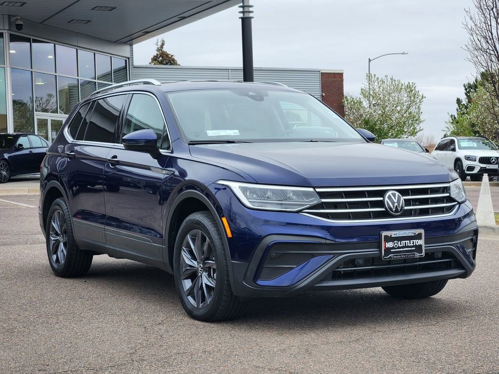 Used 2024 Volkswagen Tiguan SE image 3
