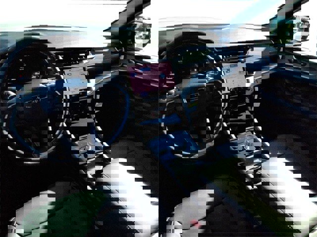 New 2025 Jeep Grand Cherokee Limited w/ Trailer Tow Package image 30