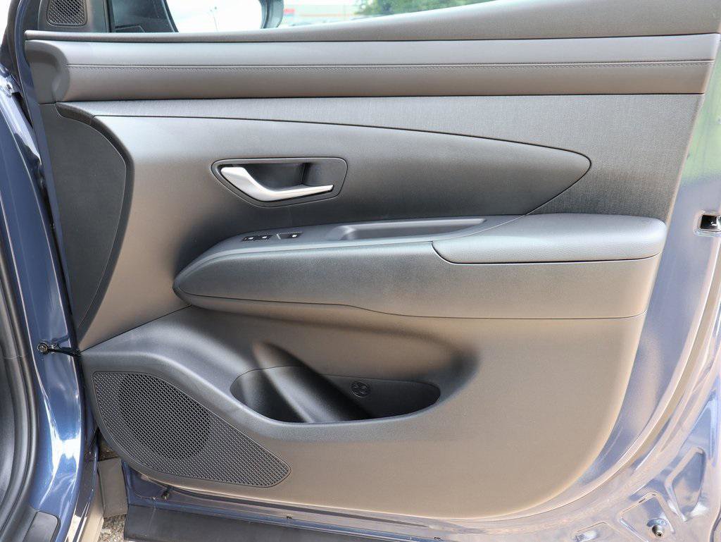 New 2025 Hyundai Tucson SEL image 9