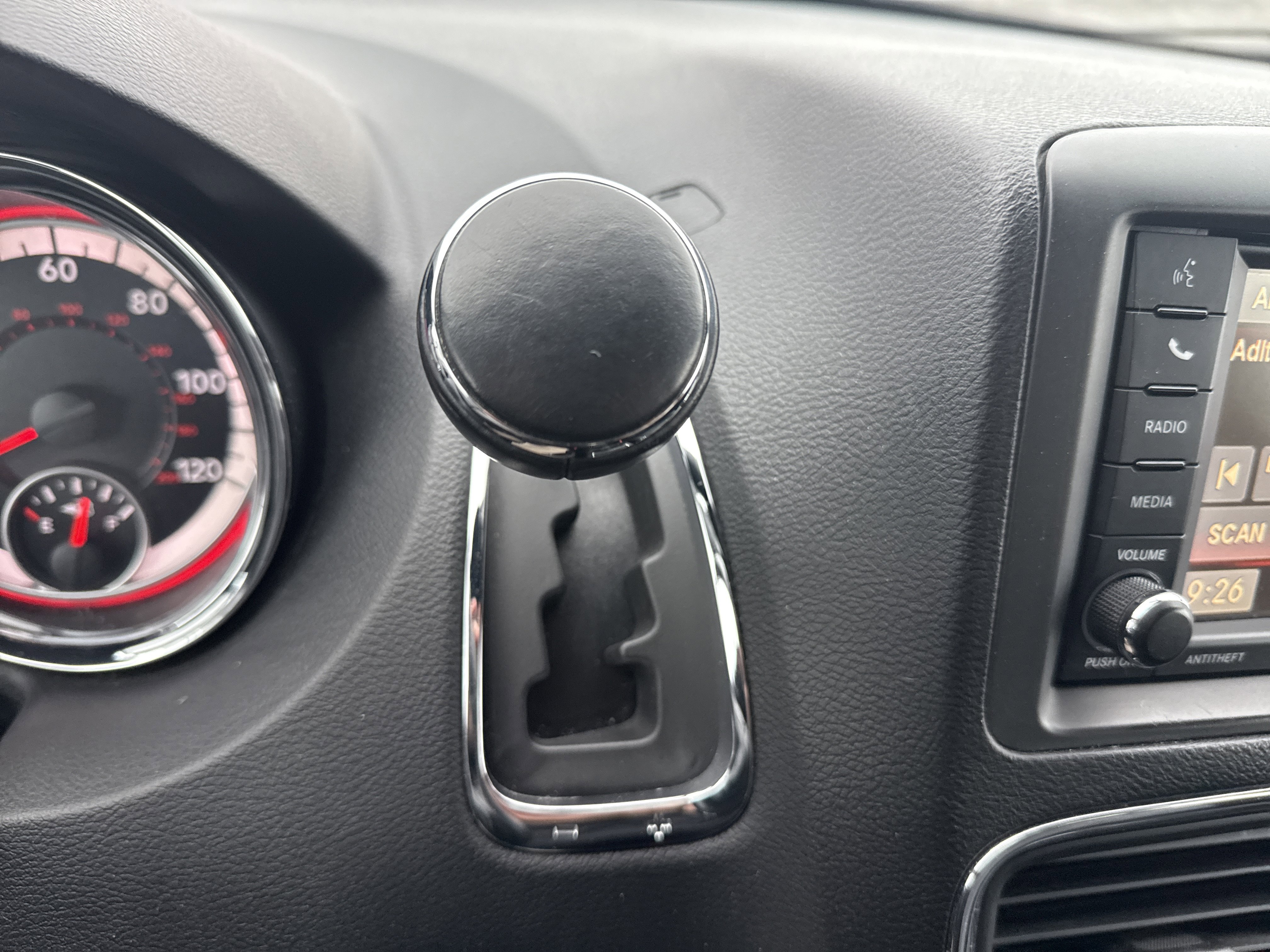 Used 2017 Dodge Grand Caravan GT image 24