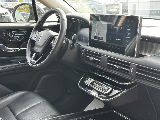 Certified 2023 Lincoln Corsair AWD w/ Equipment Group 101A image 33