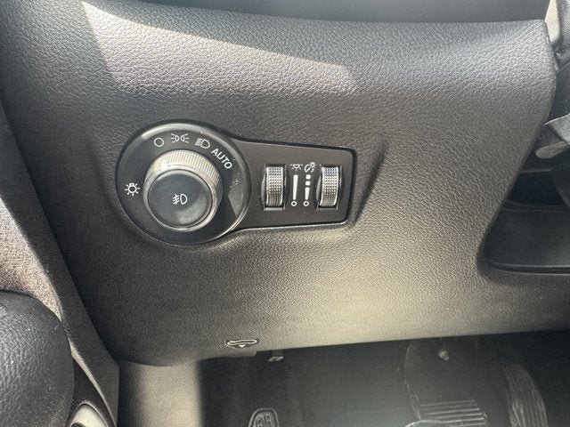 Used 2024 Jeep Compass Latitude AWD/4WD image 25