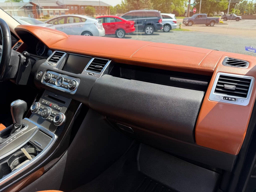 Used 2011 Land Rover Range Rover Sport HSE LUX AWD/4WD image 12