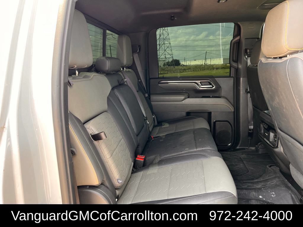 Used 2024 Chevrolet Silverado 2500 ZR2 w/ Technology Package AWD/4WD image 29