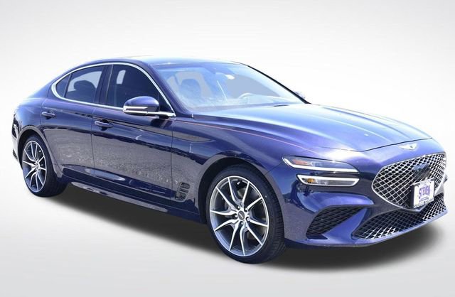 Used 2022 Genesis G70 3.3T RWD image 6