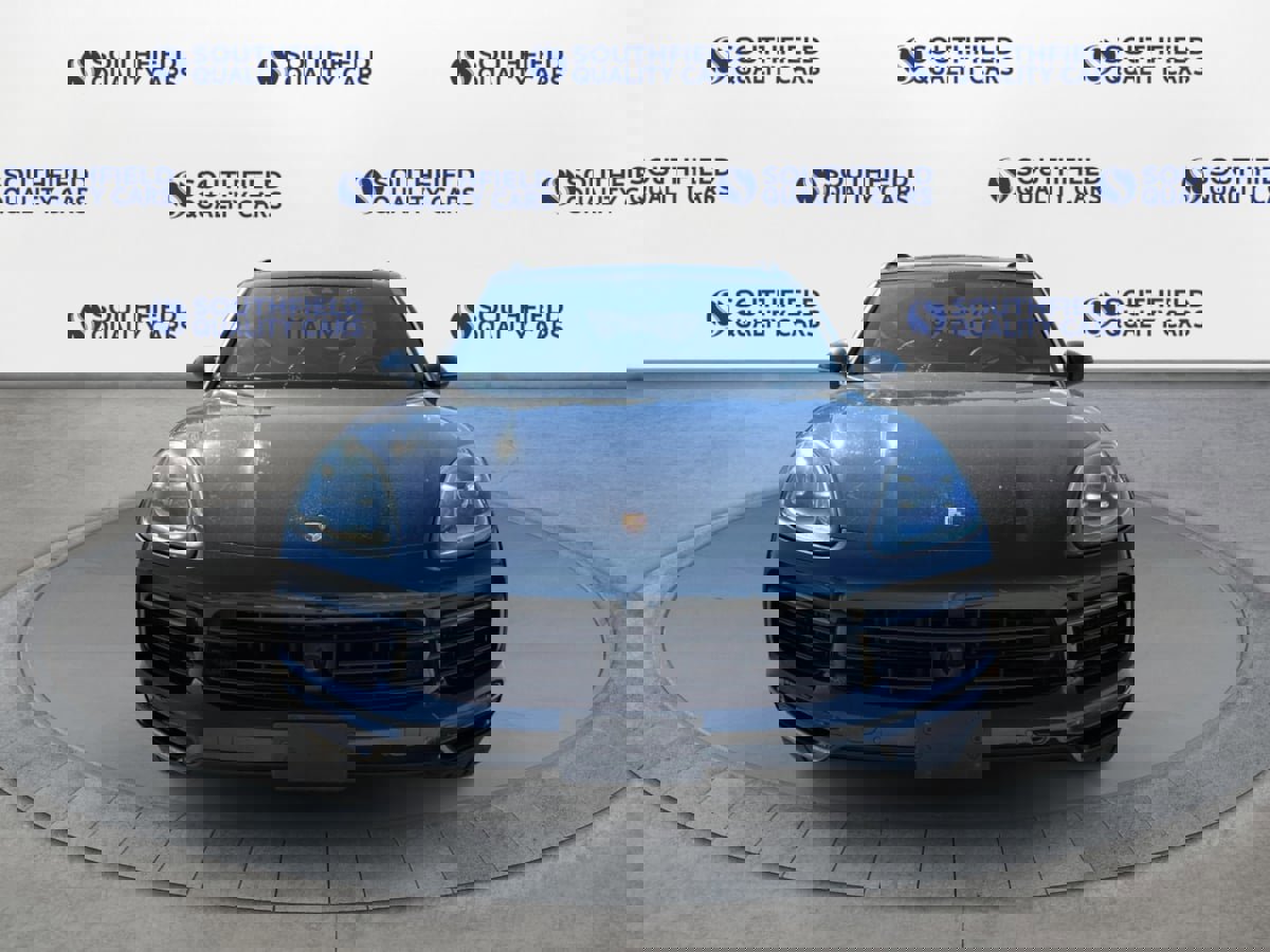 Used 2020 Porsche Cayenne image 9