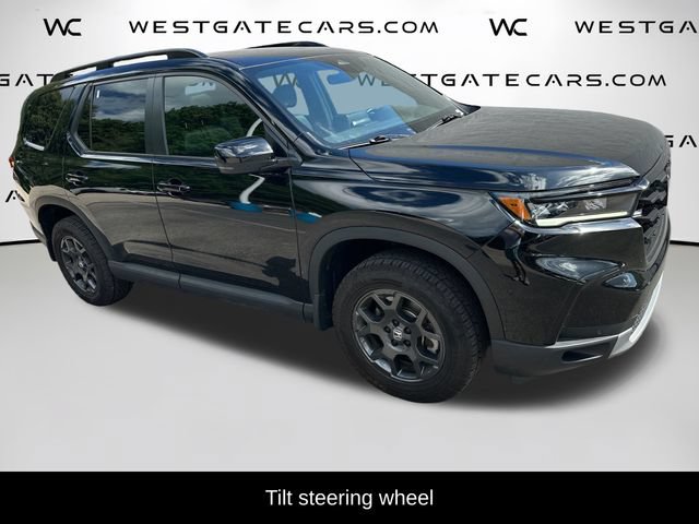Used 2025 Honda Pilot TrailSport image 24