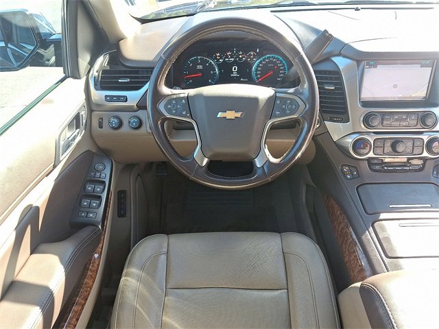 Used 2020 Chevrolet Suburban Premier image 12