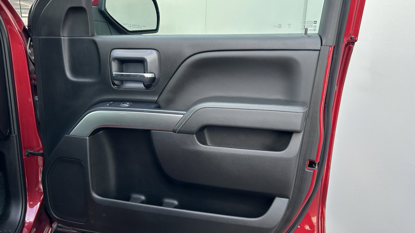 Used 2018 Chevrolet Silverado 1500 LT w/ All Star Edition image 18