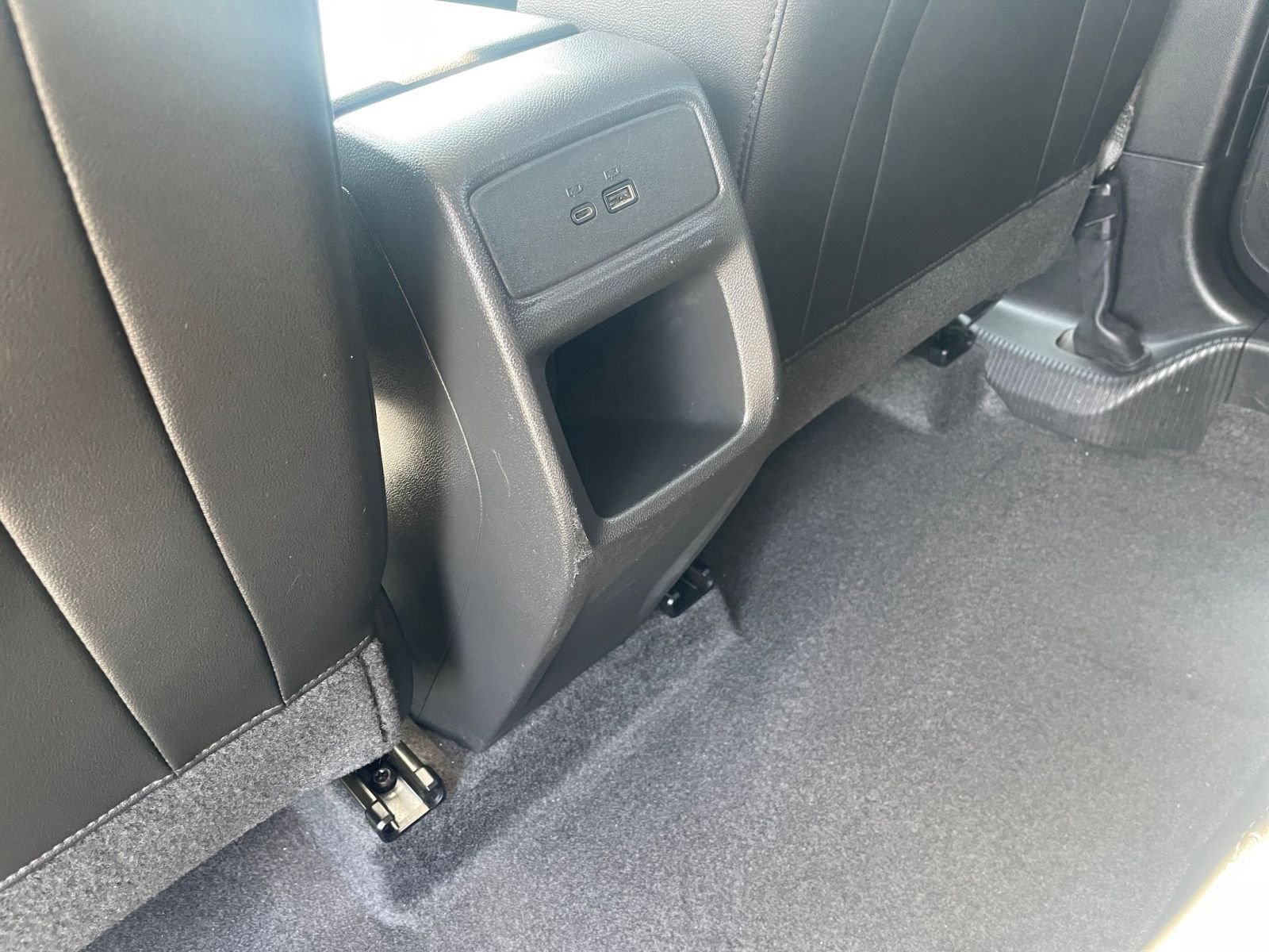 Used 2025 Chevrolet Trax LT w/ LT Convenience Package image 25