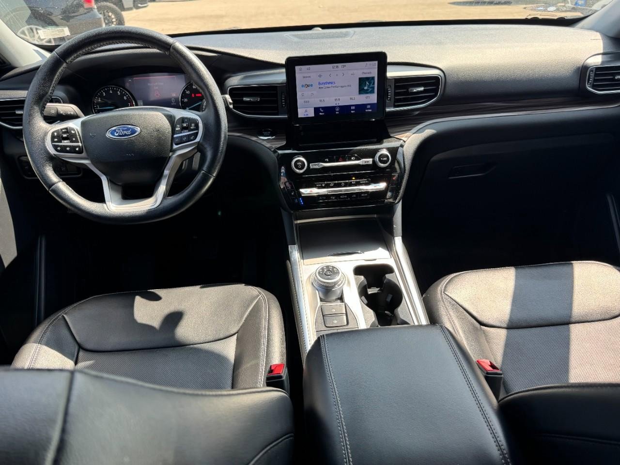 Used 2022 Ford Explorer Limited w/ Equipment Group 301A image 13