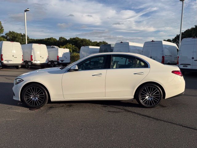 Used 2026 Mercedes-Benz C 300 4MATIC Sedan image 4