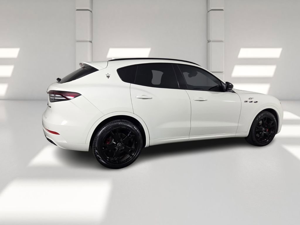 Used 2022 Maserati Levante GT image 4
