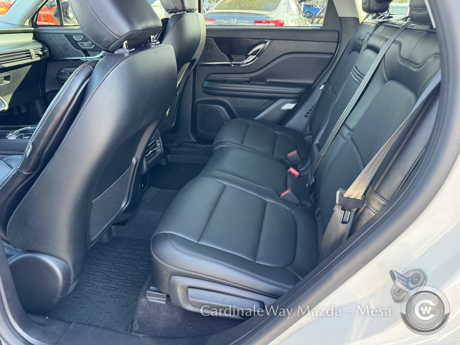 Used 2022 Lincoln Corsair AWD w/ Premium Package image 16